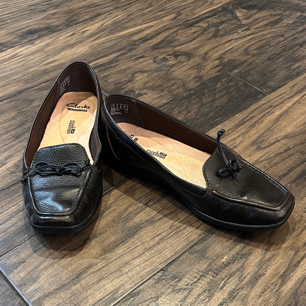 Clarks Women's Brown Leather Loafers